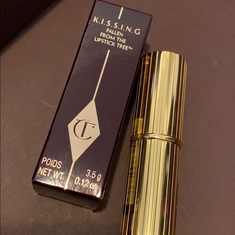 Sold Charlotte Tilbury KISSINlipstick Stoned Rose